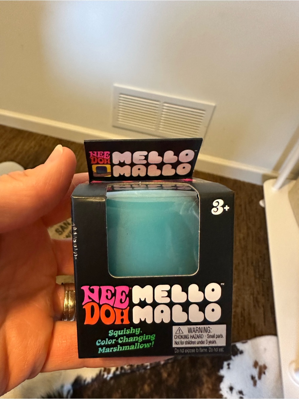 NeeDoh Mello Mallo Blue Color Changing Squishy – New in Box